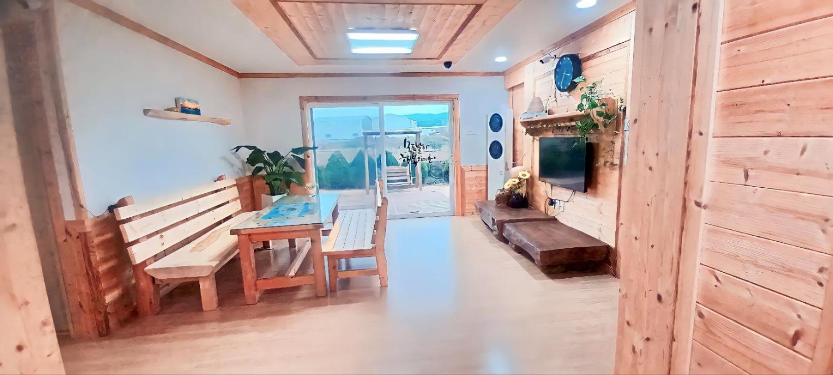 Tree House Guesthouse Чеджу Екстериор снимка