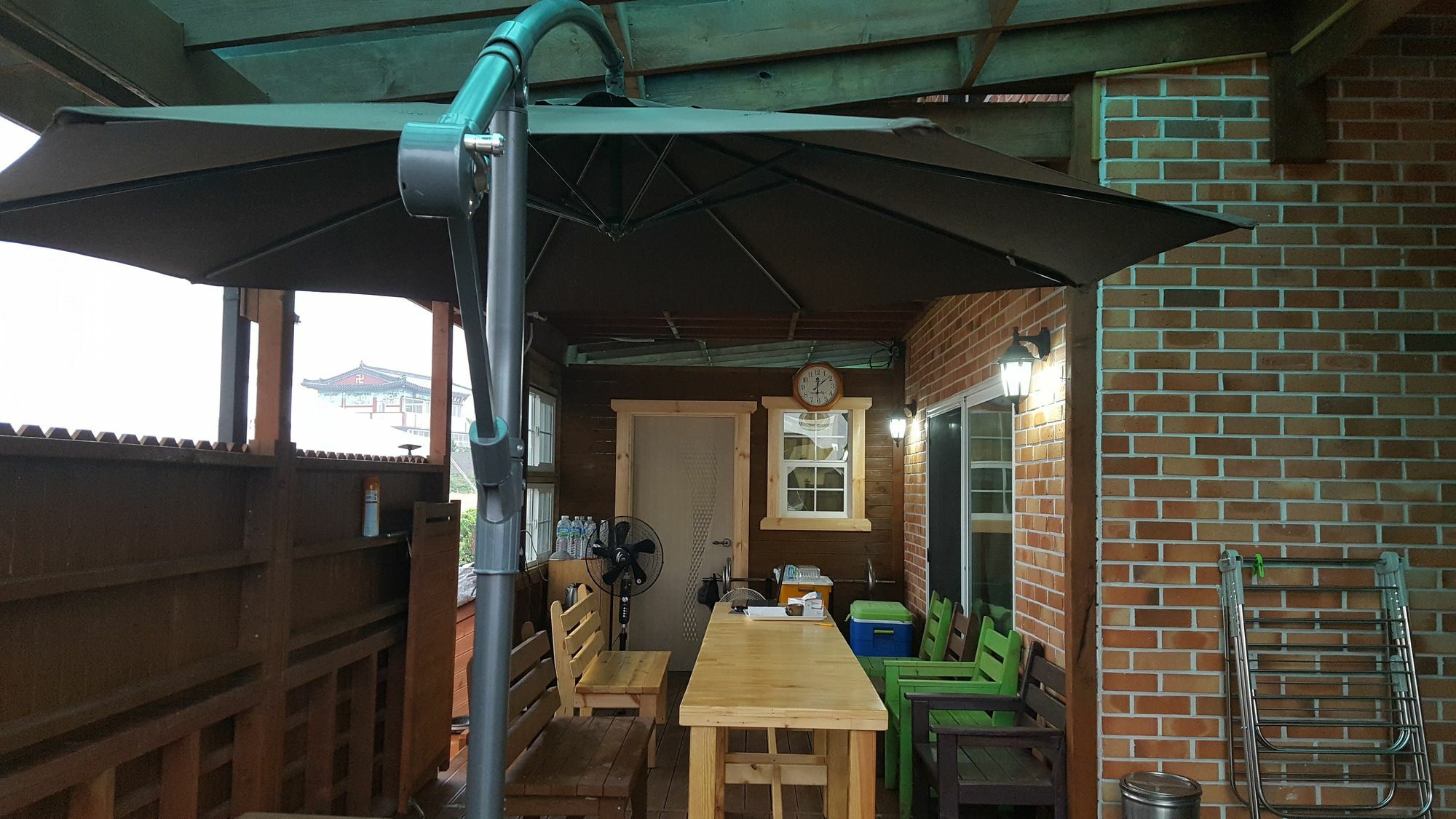 Tree House Guesthouse Чеджу Екстериор снимка