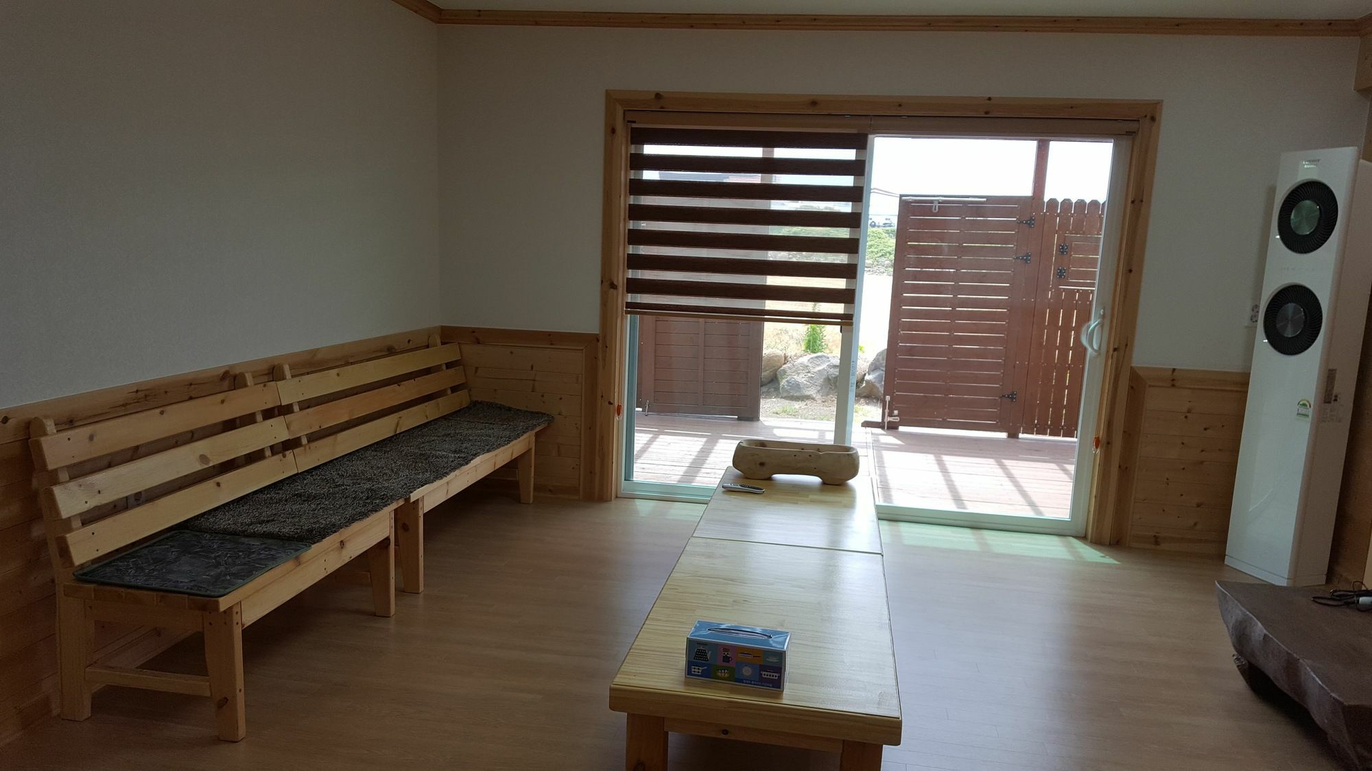 Tree House Guesthouse Чеджу Екстериор снимка